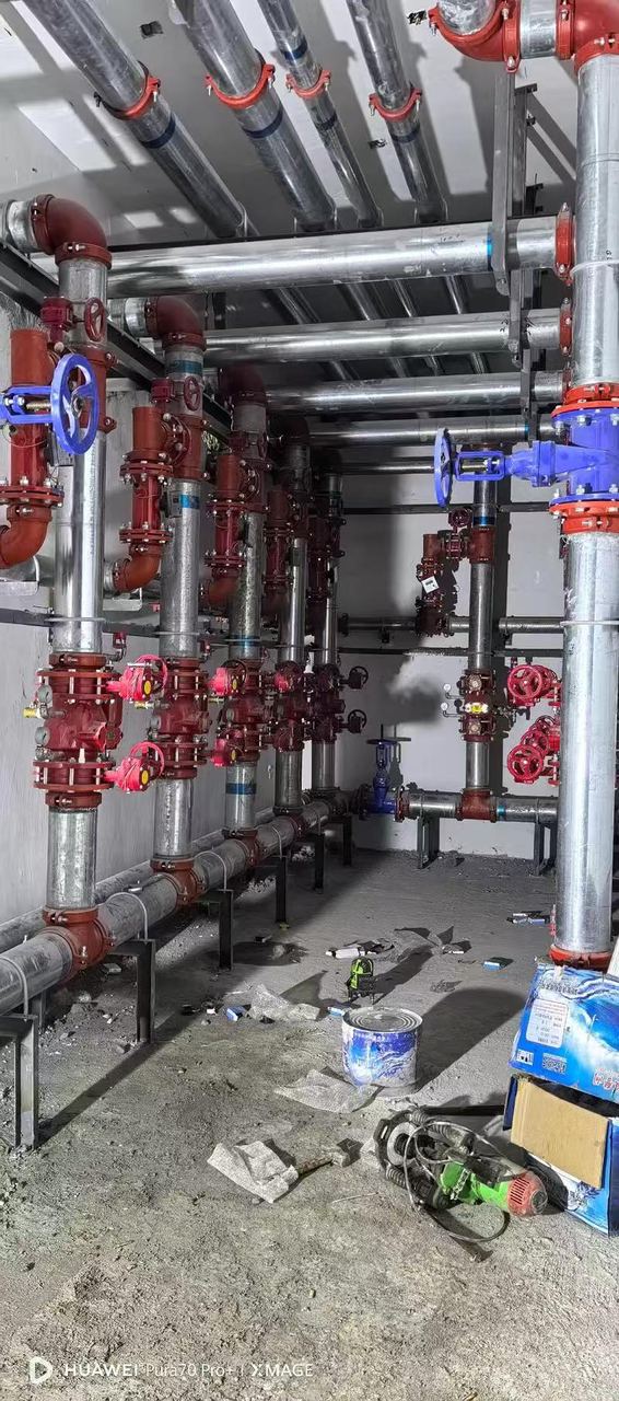 检测现场实拍:泵房管道工程巡检