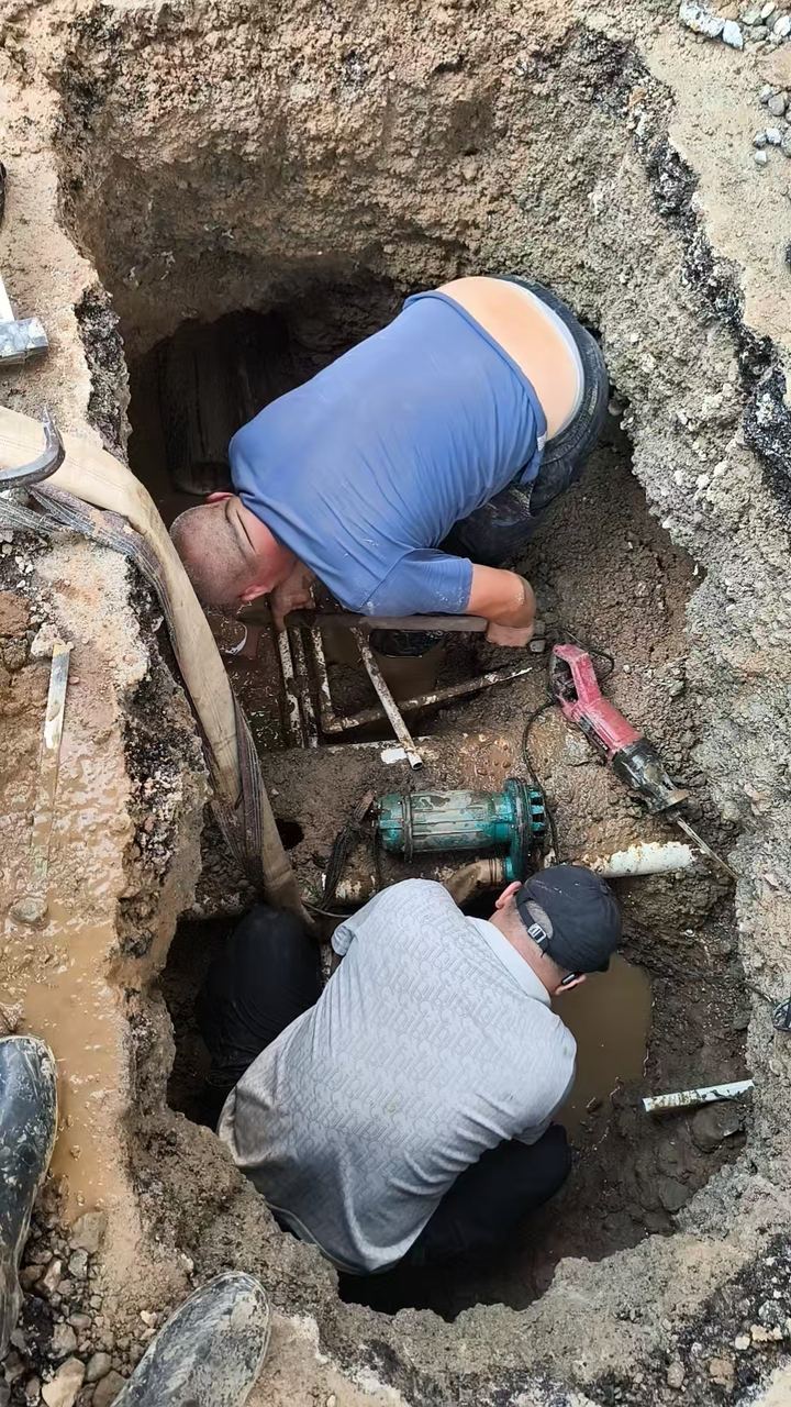 青岛热力供暖管网查漏维修现场实拍:漏水检测定位与维修施工