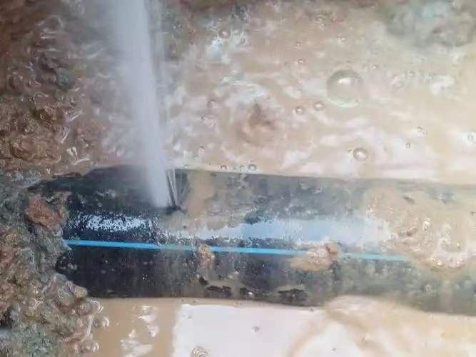 检测现场实拍：漏水检测定位与维修施工