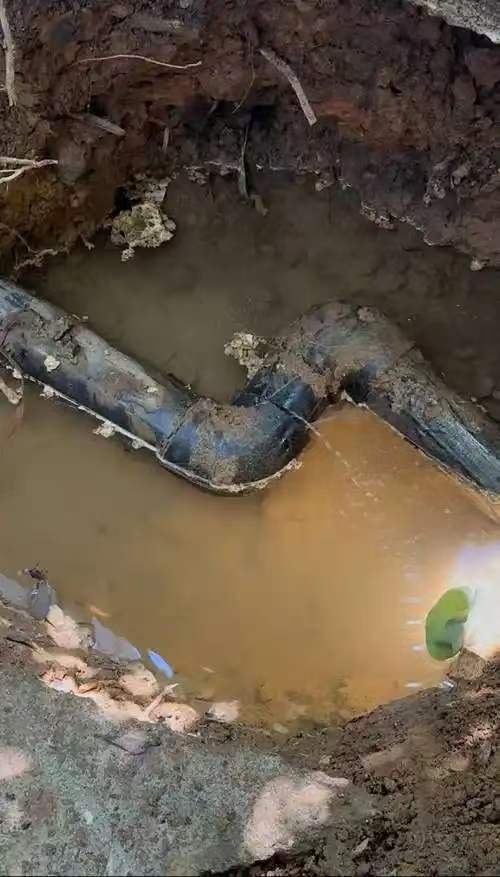 临沂室外消防管道掉压维修现场实拍:漏水检测定位与维修施工