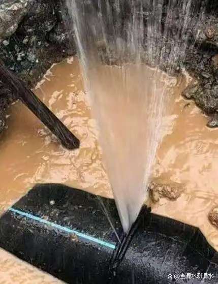 徐州老房沉箱渗漏维修现场实拍:漏水检测定位与维修施工